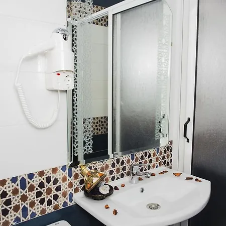 Riad El Manantial,Dar Hajjaj,Patrimonio Del Sxix Tétouan Extérieur photo